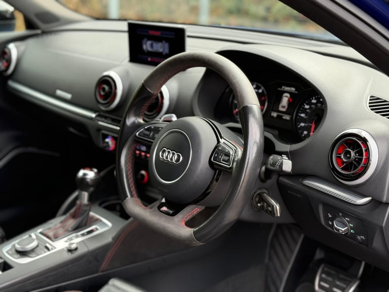 2015 Audi RS3 2.5 TFSI RS 3 Quattro 5dr S Tronic [Nav] HATCHBACK Petrol Automatic