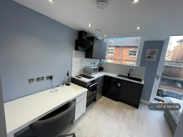 Studio flat in Broad Street, Nottingham, NG1 (#2497548)
