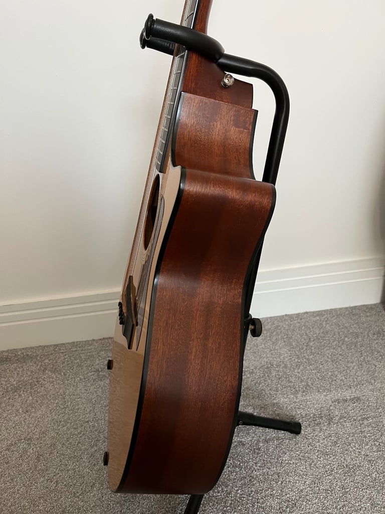Taylor Guitar 314 CE