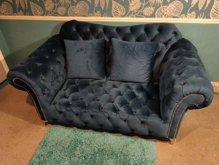 image for Chesterfield Style Sofa Blue