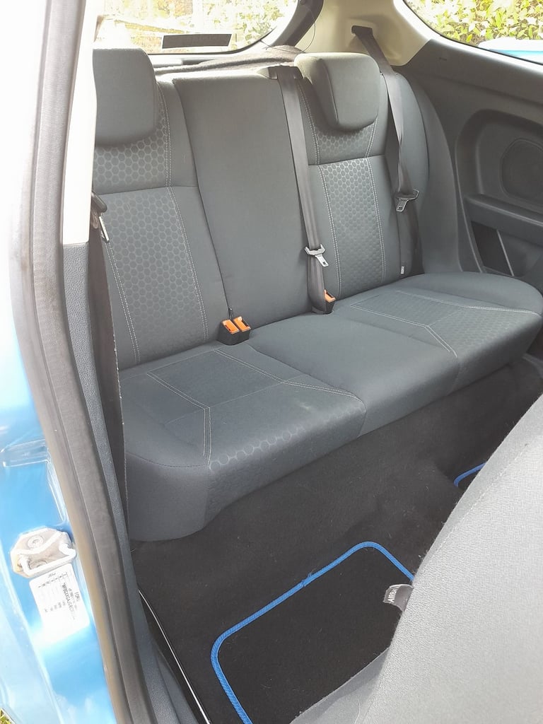 Ford, FIESTA, Hatchback, 2011, Manual, 1242 (cc), 3 doors