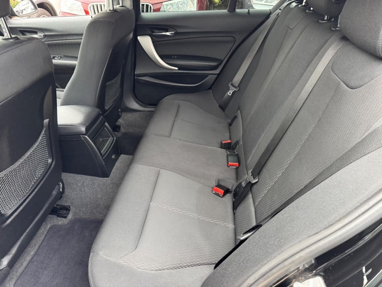 2018 BMW 1 Series 1.5 116d SE Business Euro 6 (s/s) 5dr HATCHBACK Diesel Manual
