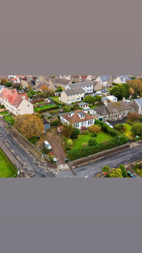 image for 3 bedroom house