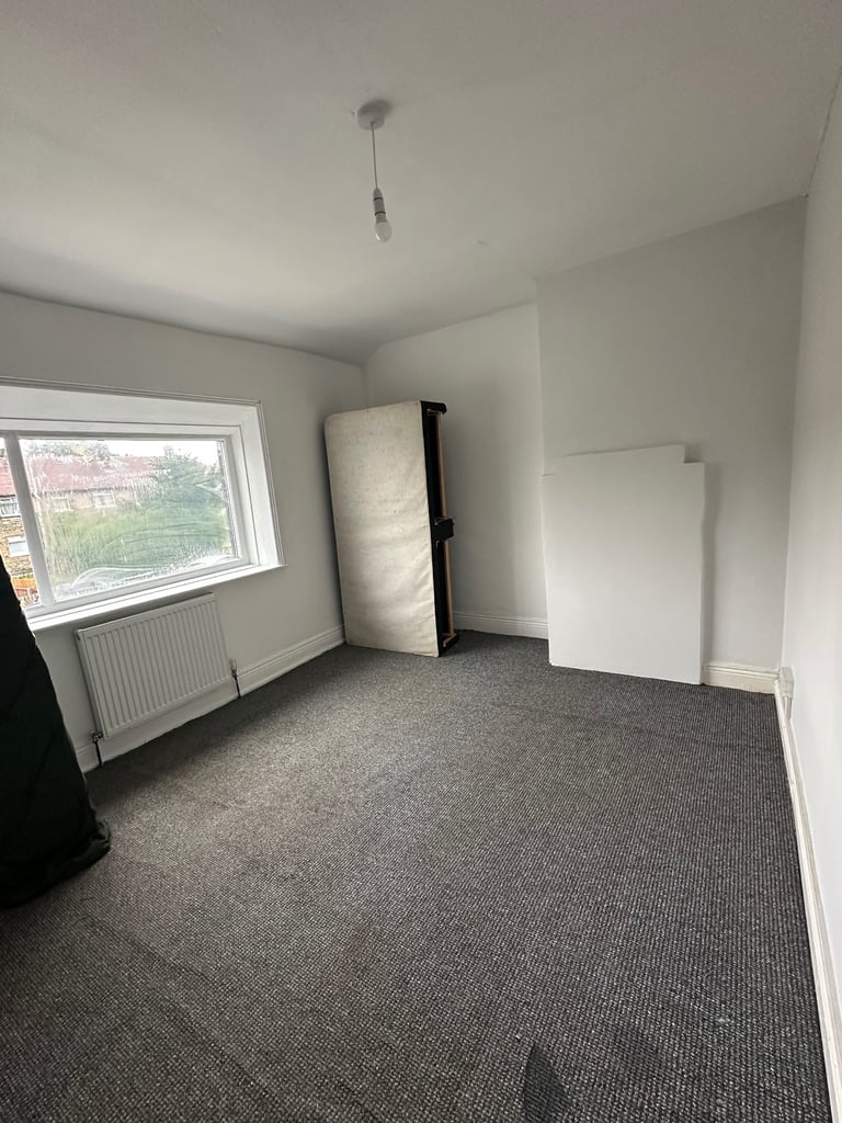 2 BEDROOMS HOUSE TO LET IN BRADFORD BD5