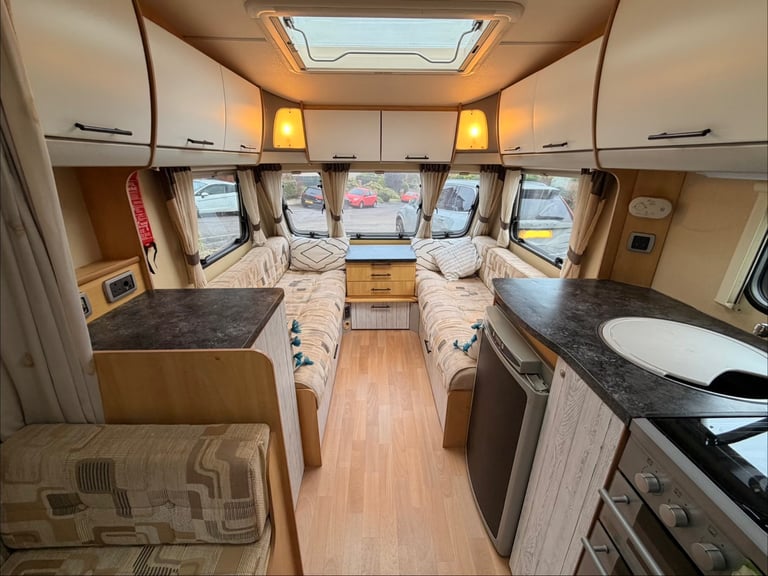 Stirling Europa 540 6 Berth