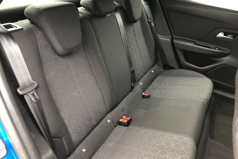 2021 Vauxhall Mokka 100kW SE Nav Premium 50kWh 5dr Auto SUV Automatic