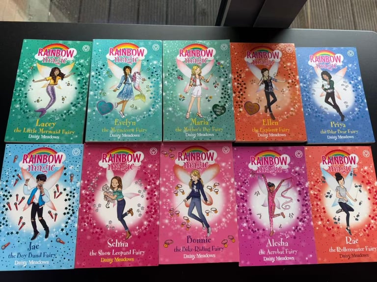 Rainbow Magic Bundle - 10 Books 