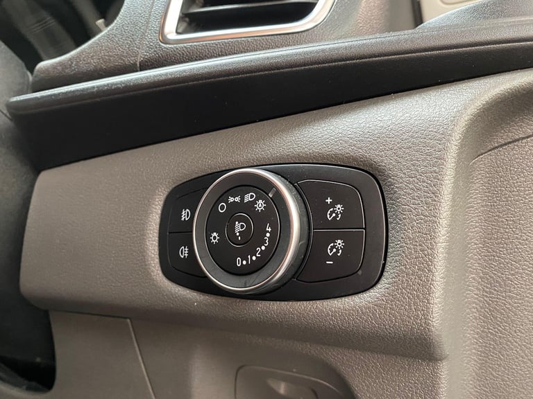 2021 Ford Transit Custom 2.0 280 EcoBlue Limited L1 H1 Euro 6 (s/s) 5dr PANEL VAN Diesel Manual