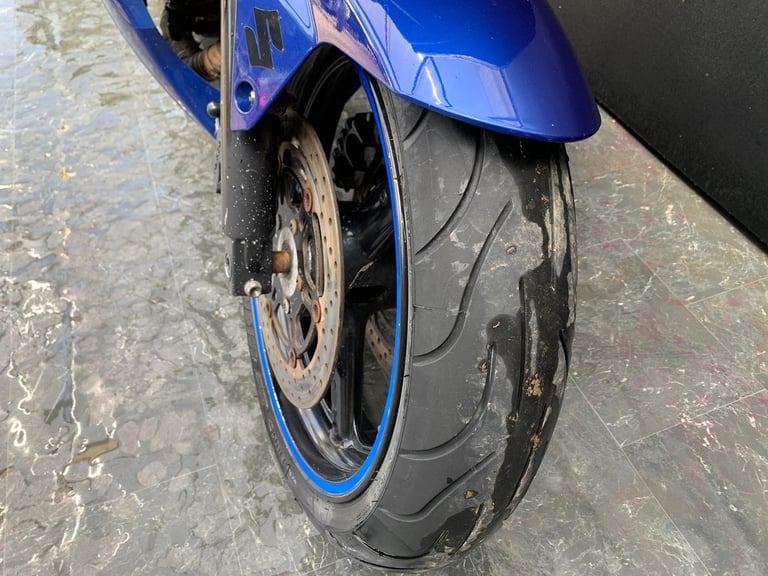 SUZUKI SV 650 SK5 PROJECT BIKE HPI CLEAR