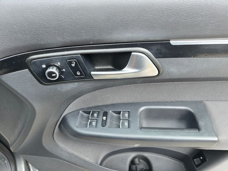 2014 64 VOLKSWAGEN TOURAN 1.4 SE 1390CC DSG