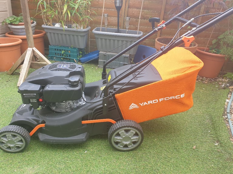 Petrol for Sale in Hull East Yorkshire Lawn Mowers Grass Trimmers Gumtree