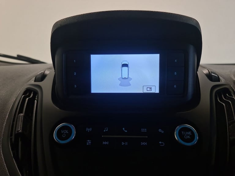 FORD TRANSIT COURIER 1.0 ECOBOOST LEADER P/V PETROL L1 100 BHP SWB