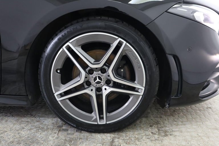 2019 Mercedes-Benz A-Class 1.3 A200 AMG Line (Executive) 7G-DCT Euro 6 (s/s) 5dr Hatchback Petrol...
