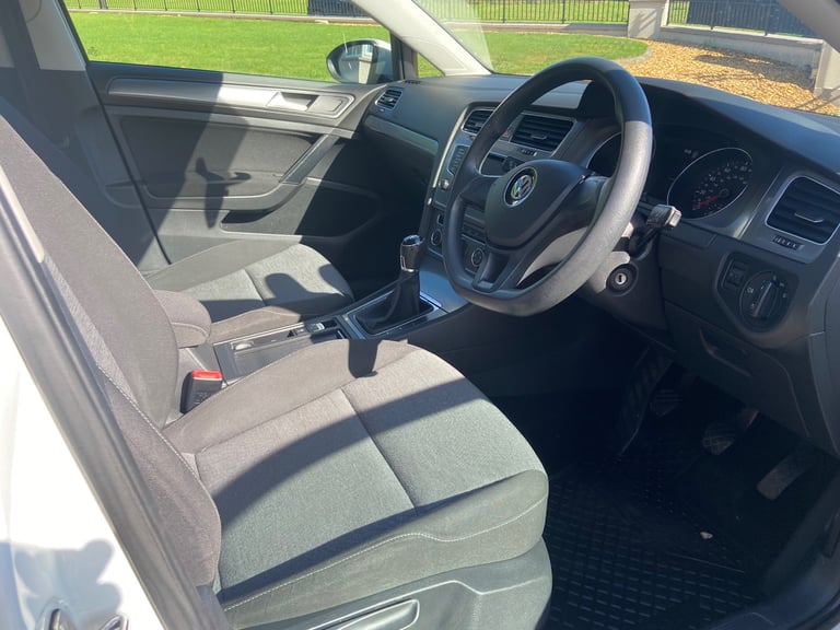 2014 Volkswagen Golf 1.6 TDI BlueMotion Tech S Euro 5 (s/s) 5dr