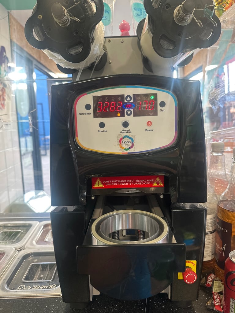 image for Bubble tea automatic drinks sealing machine 