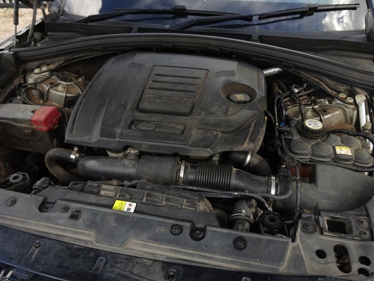 2018 68 REG RANGE ROVER VELAR R-DYNAMIC SE PETROL AUTO DAMAGED SALVAGE