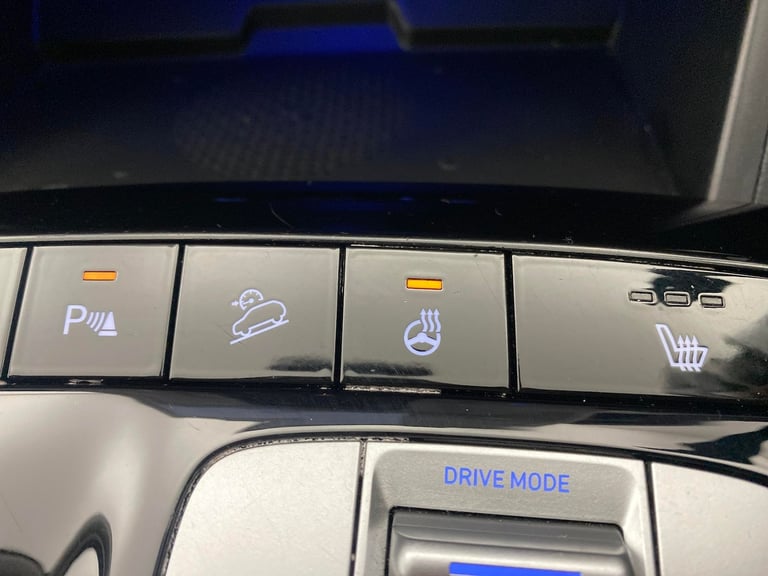 2022 Hyundai TUCSON 1.6 h T-GDi Premium SUV 5dr Petrol Hybrid Auto Euro 6 (s/s) (230 ps) - HEAT S...