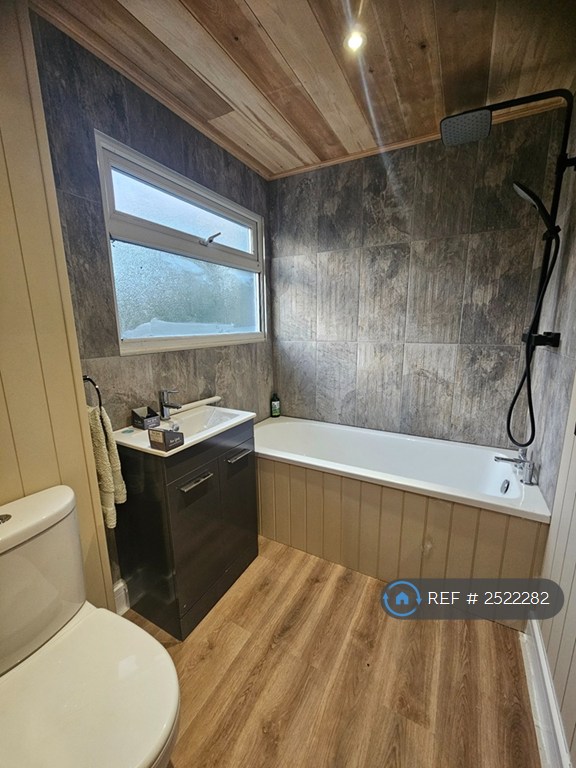 3 bedroom house in Kenwyn Park, St. Kew Highway, Bodmin, PL30 (3 bed) (#2522282)