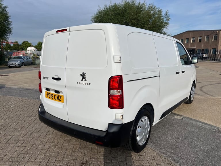2019 Peugeot Expert 1.5 BlueHDi 1000 Professional Standard Panel Van MWB Euro 6 (s/s) 6dr PANEL V...