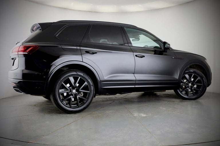 2023 Volkswagen Touareg 3.0 TDI V6 R-Line Tech SUV 5dr Diesel Tiptronic 4Motion Euro 6 (s/s) (231...
