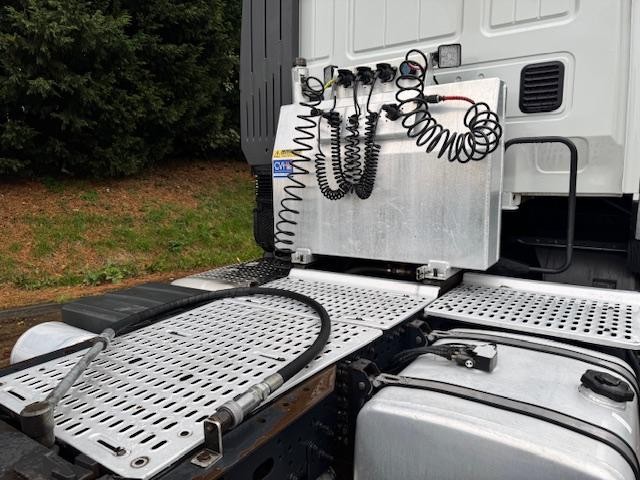 2021 71 IVECO X-WAY 480 Euro 6 6x4 tractor unit air suspension tipping gear 279k