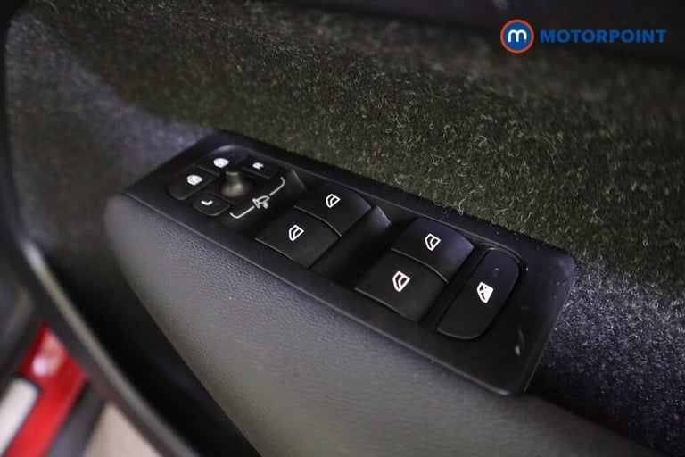 2021 Volvo XC40 1.5 T3 [163] R DESIGN 5dr Geartronic SUV Petrol Automatic