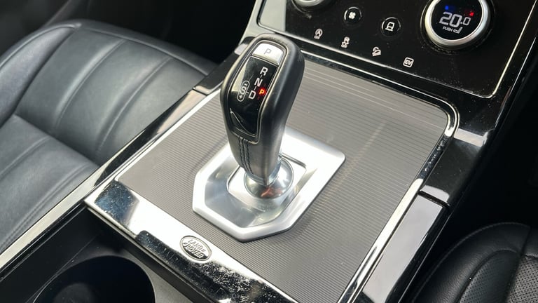 2022 Land Rover Range Rover Evoque 1.5 P300e R-Dynamic S 5dr Auto Hatchback Hatchback Hybrid Auto...