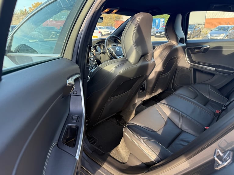 2017 Volvo S60 D3 [150] R DESIGN Lux Nav 4dr Geartronic [Leather] SALOON Diesel Automatic