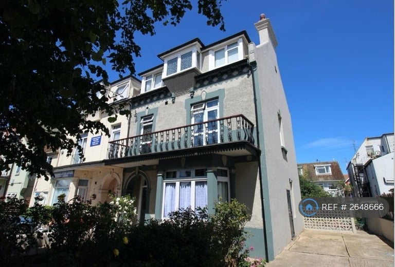 1 bedroom in Edith Road, Clacton-On-Sea, CO15 (#2648666)