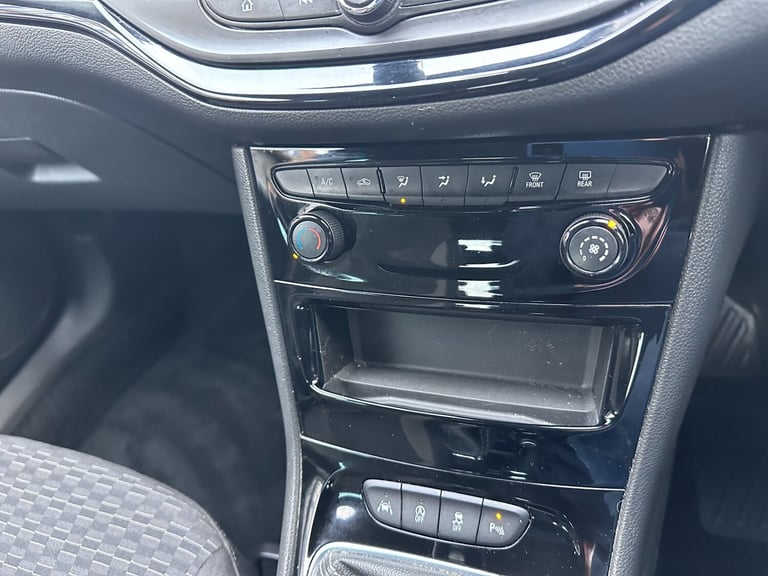 2020 Vauxhall Astra 1.2 Turbo 145 SRi VX-Line Nav 5dr HATCHBACK Petrol Manual