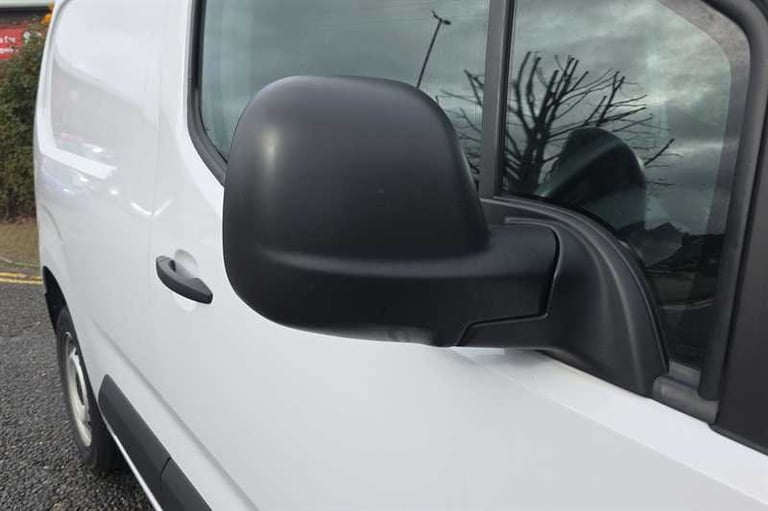 2023 Peugeot Partner 1000 1.5 BlueHDi 100 Professional Premium + Van PANEL VAN DIESEL Manual