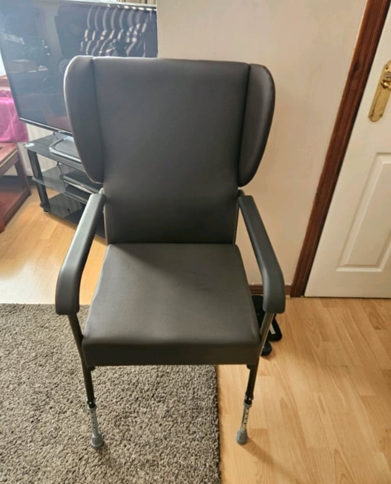 Height Adjustable Orthopaedic Leather Chair in Maryhill, Glasgow