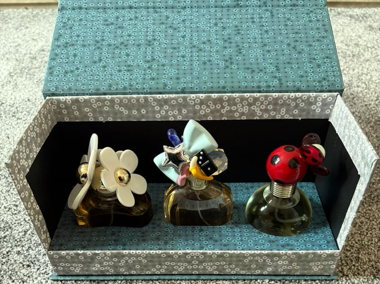 image for Limited Edition Marc Jacobs Designer Perfume Gift Set - Daisy, Perfect & Dot