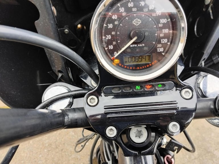 2016 16 HARLEY DAVIDSON XL 1200 T SUPERLOW SPORTSTER 15 XL1200 XL1200T BLACK