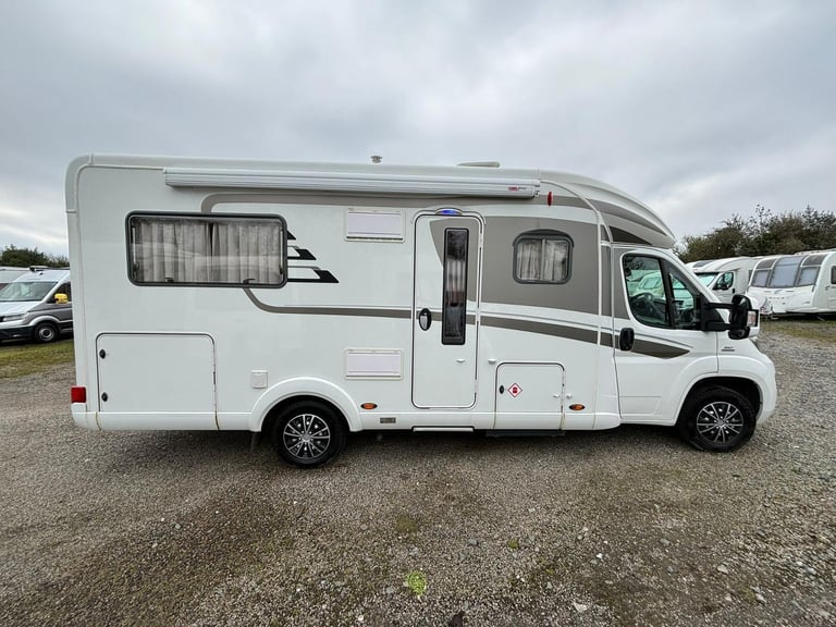Hymer T554 CL 4 Berth 2016 Fixed Bed Motorhome For Sale 