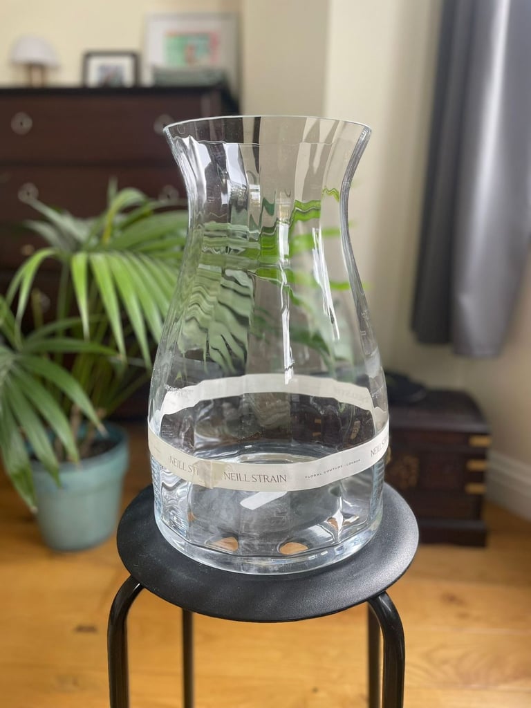 image for Large glass flower vase