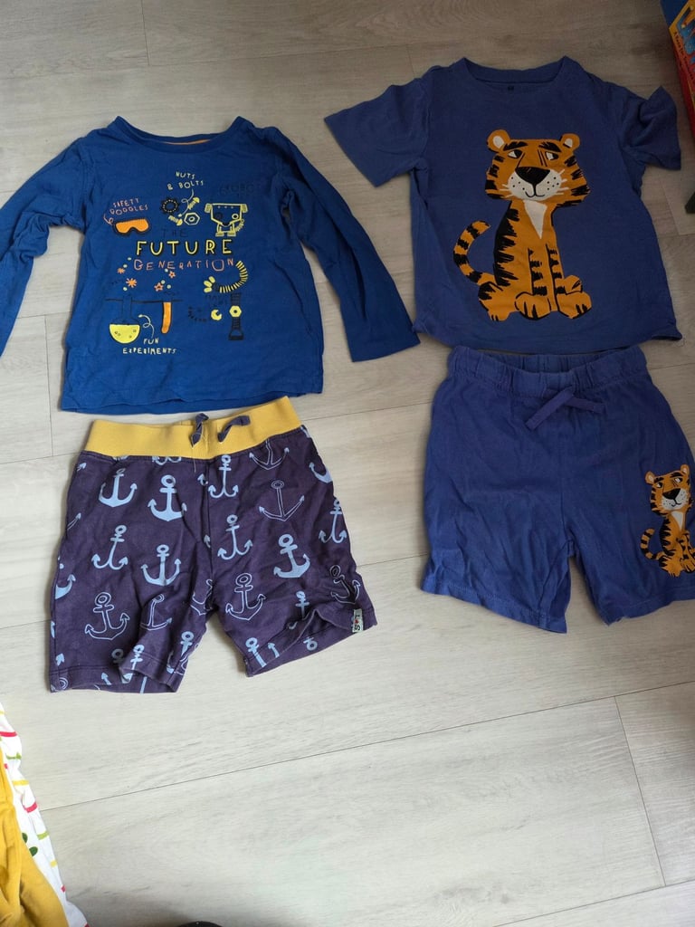 **Organic cotton** - Bundle - 5-6 years - Boy
