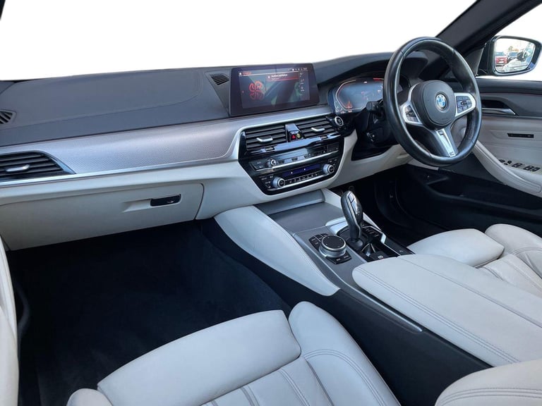  BMW 5 Series Touring 2.0 520d Mht M Sport Touring 5dr Diesel Hybrid Auto