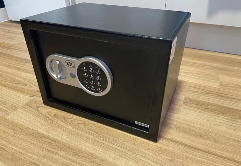 image for Smith & Locke 8.5L Electronic combination Safe