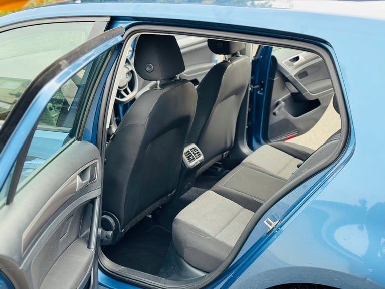 Volkswagen, GOLF, Hatchback, 2014, Manual, 1197 (cc), 5 doors