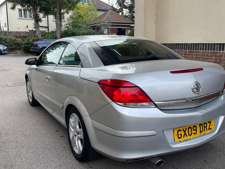 Astra 65k mileage ulez free 