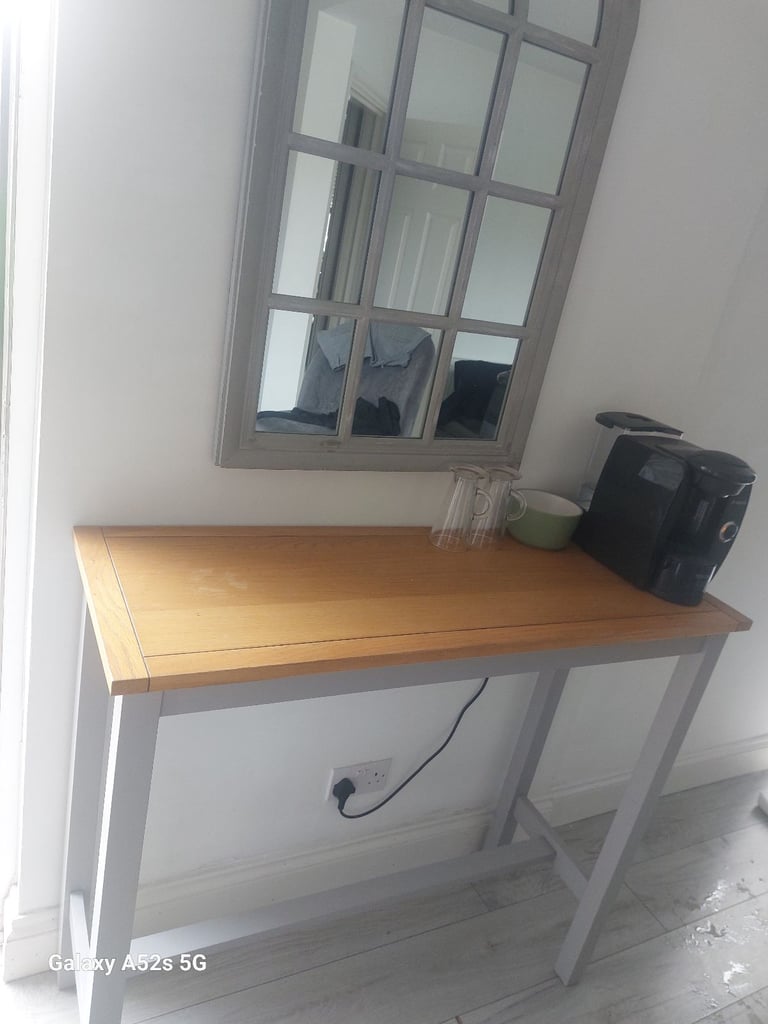 Breakfast Bar