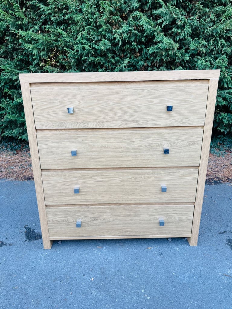 Chest Of Drawers 
