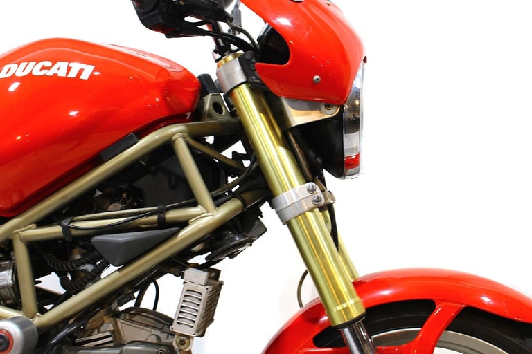 Ducati Monster 750