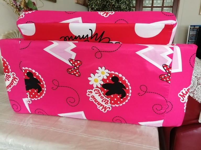 Disney Minnie Mouse Flip out child's sofa bed