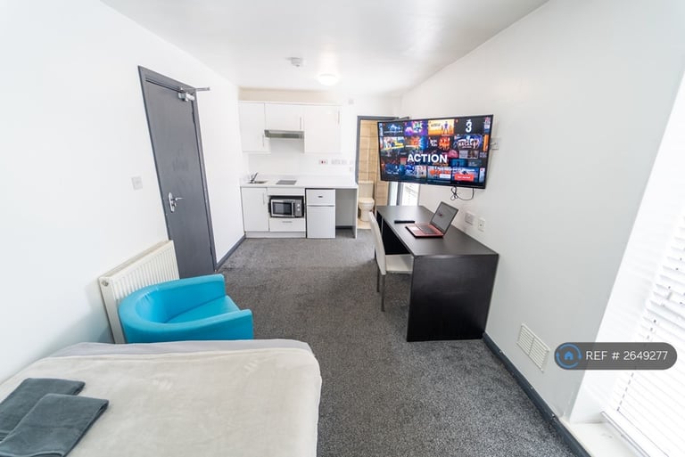 Studio flat in Pershore Road, Birmingham, B5 (#2649277)