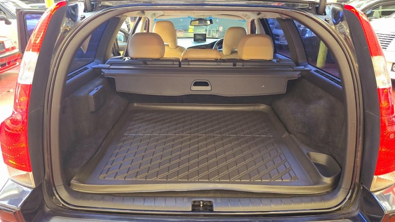 2005 Volvo V70 2.5 automatic 300bhp rare car  Petrol Automatic