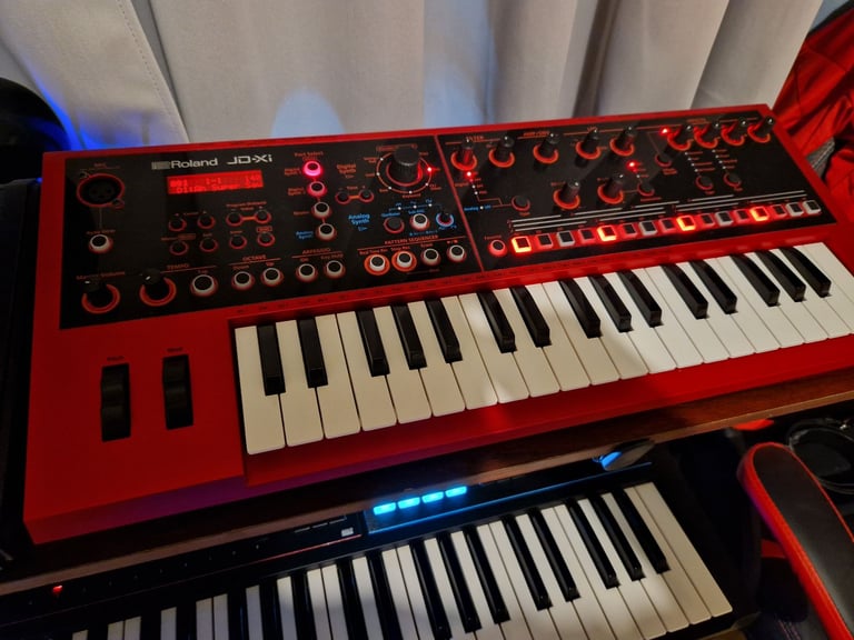 Roland JDXI / JD-XI Limited Edition Red