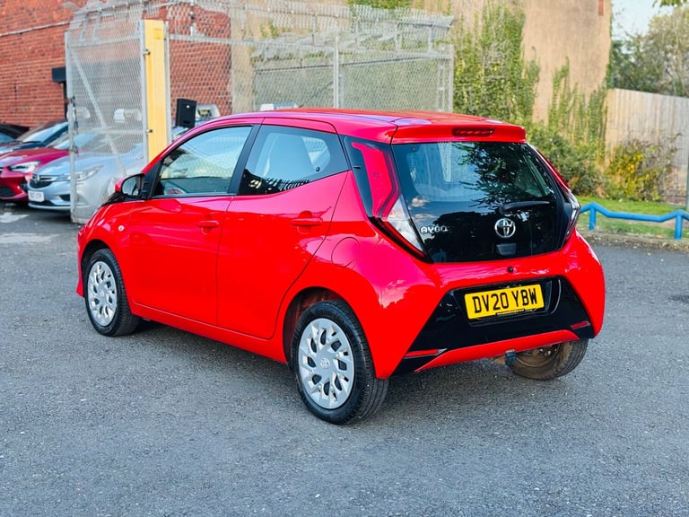 2020 Toyota Aygo 1.0 VVT-i x-play Hatchback 5dr Petrol Manual Euro 6 (71 ps)
