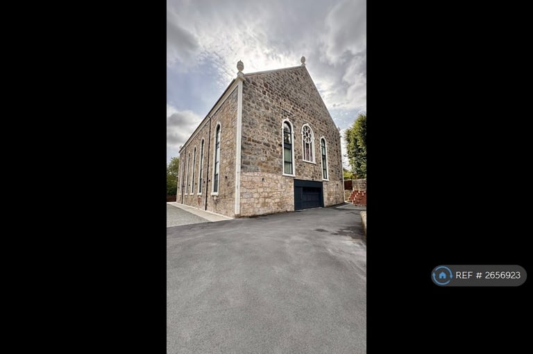 3 bedroom flat in Main Road, Castlehead, Paisley, PA2 (3 bed) (#2656923)